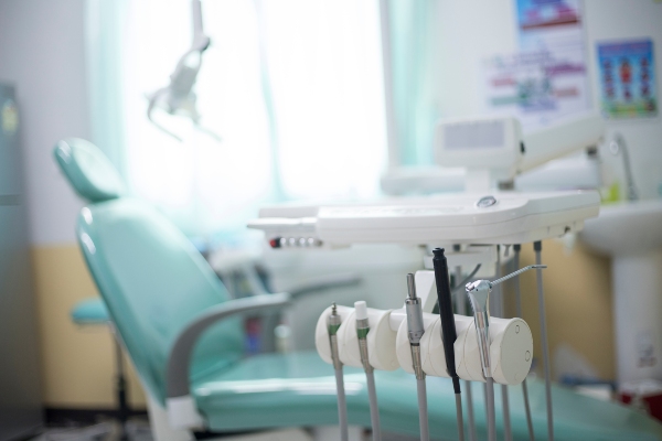 Advice From A Dental Practice: What To Do If You Chip Your Tooth