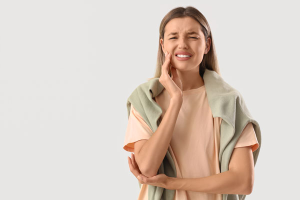 What To Do When You Experience A Broken Tooth