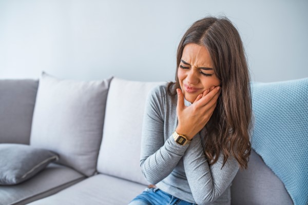 How An Emergency Dentist Can Help You
