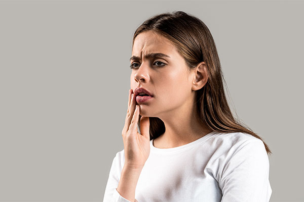 Dental Emergencies: What To Do For Broken Teeth