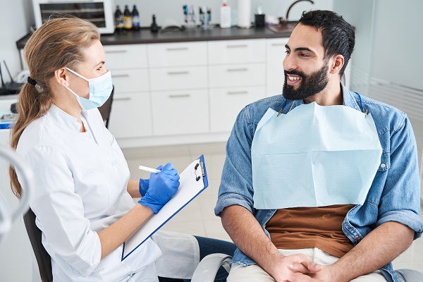 How Traditional Dental Crowns And Implant Crowns Differ