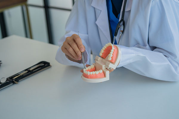 Reconstructive Dentist Services: From Repairing Damage To Renewing Smiles