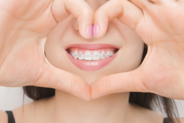 Are There Alternative Teeth Straightening Treatments?
